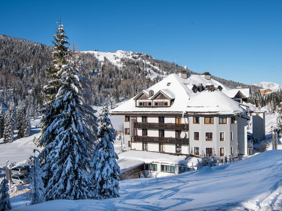 Biker Hotel Al Gallo Forcello Passo Pramollo Exterior photo